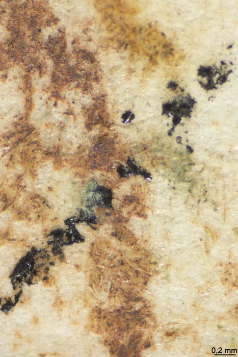 Detailausschnitt, der Spuren von schwarzer Tusche zeigt