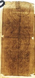 Durchlicht-Aufnahme Senkrecht aufsteigendes Wellenrankenrelief in der Villa Medici (Medici-Ranke) mit Rötel gezeichnet