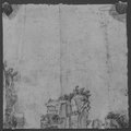 UV-Reflektografie Fragment einer mit Rötel gefertigten Landschaftszeichnung mit überwachsenen Ruinen am unteren und linken Bildrand
