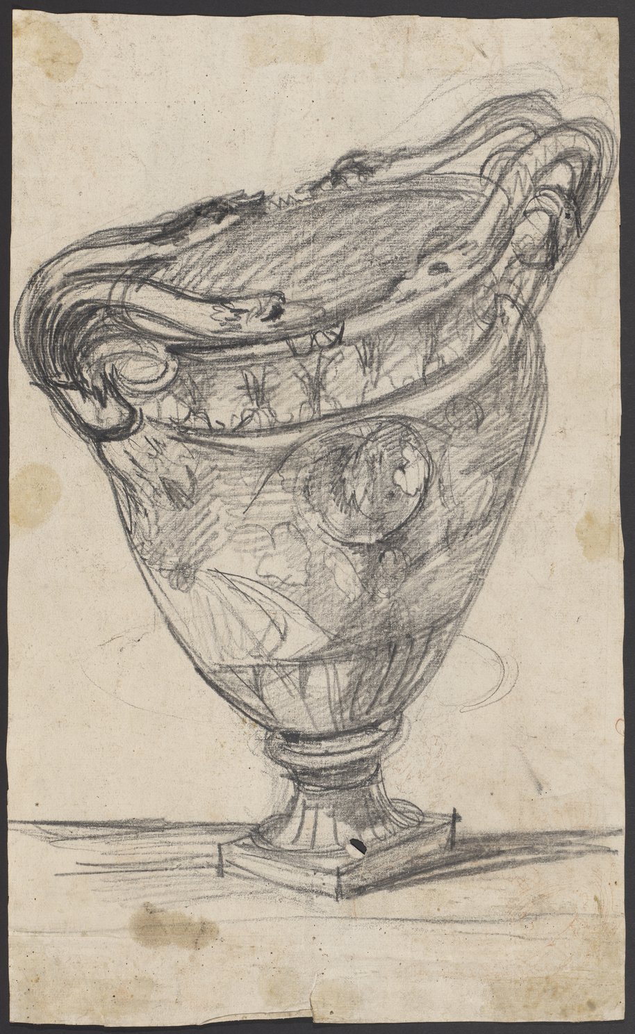 Auflichtaufnahme Grobe tiefenräumliche Skizze der sogenannten Stowe-Vase, leicht in die Diagonale nach oben rechts fluchtend, mit schwarzem Stift gezeichnet