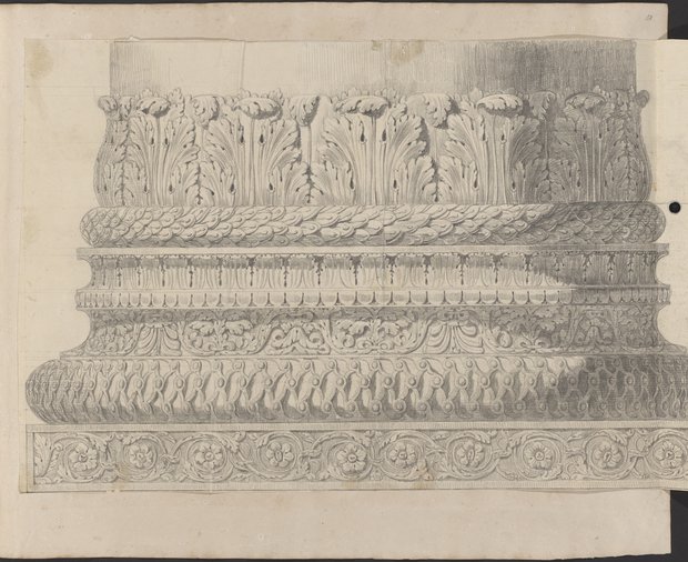 Auflichtaufnahme Säulenbasis des Baptisteriums von San Giovanni in Laterano