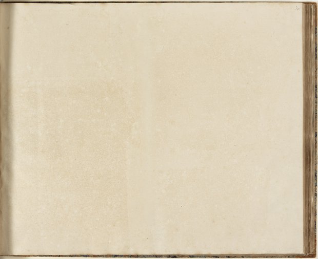 Auflichtaufnahme Vierunddreißigstes Blatt Leerblatt Klebeband 2