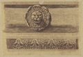 UV-Falschfarben-Aufnahme Mit Rötel gefertigte Frontalansicht eines Wasserspeiers in Form eines Löwenkopfs und Kyma vom Dioskurentempel auf dem Forum Romanum