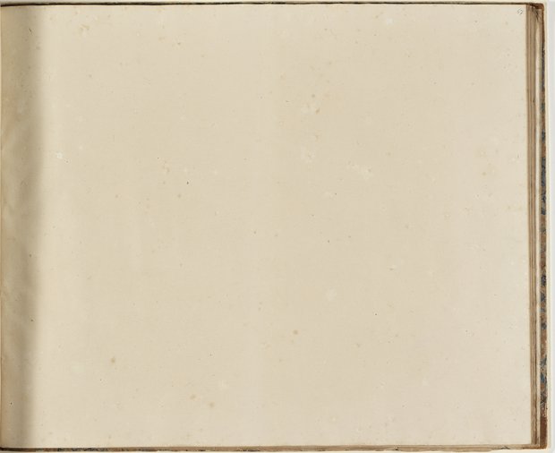 Auflichtaufnahme Siebenundsechzigstes Blatt leer Klebeband 1