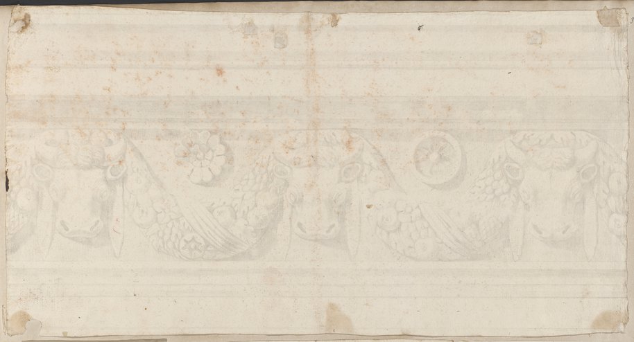 Auflichtaufnahme Abklatsch der Zeichnung eines Bukranienfrieses mit Stierköpfen und Fruchtgirlanden vom Vestatempel in Tivoli